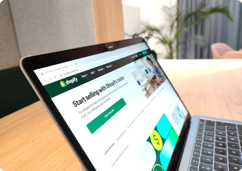 E-Commerce Challenges and Strategic Solutions